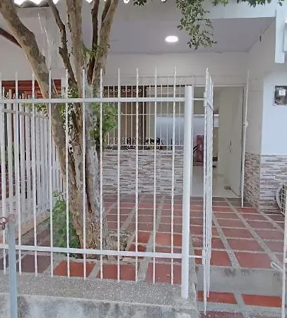 Сasa de vacaciones Casa De Santy De 4 A 10 Personas *